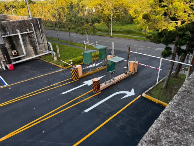 停車場AC刨鋪劃線完成