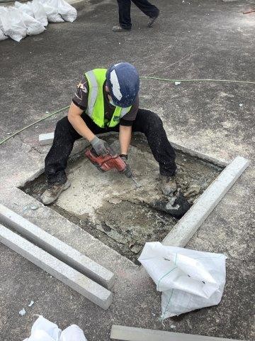 F11C避雷針增高-場打鑿防水施工