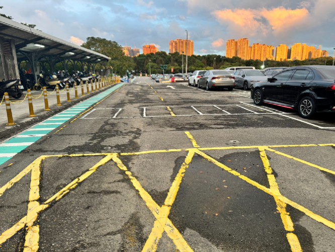 停車場AC刨鋪劃線